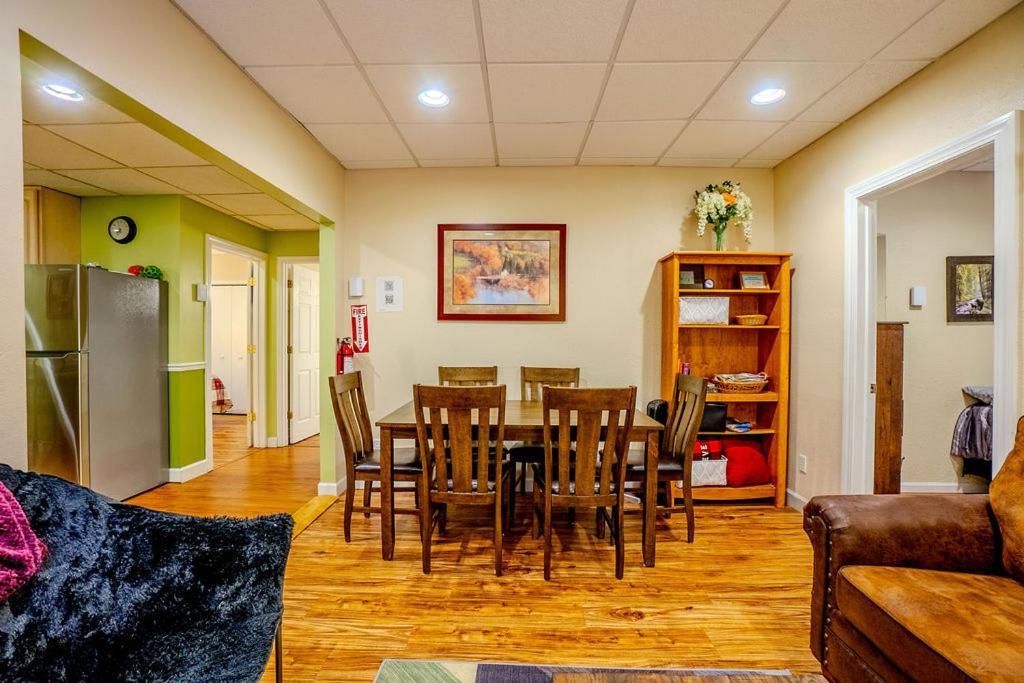 Hidden Gem, 3 Bed Cozy Condo - Dogs Welcomed Бейфілд Екстер'єр фото
